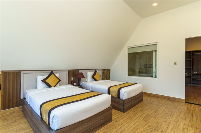 Villa 08 Phòng Ngủ Hướng Hồ